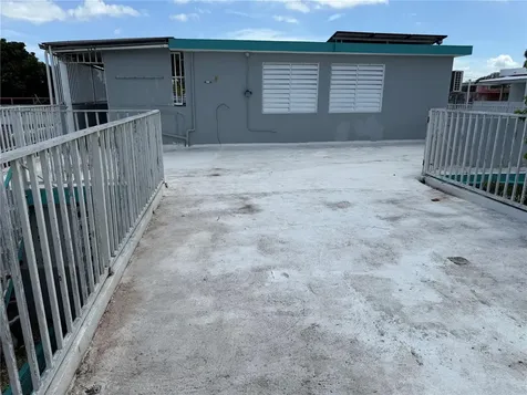 Inocencio Cruz 3ra Extención Villa Carolina Carolina PR 00985
