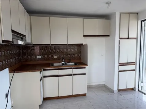 Inocencio Cruz 3ra Extención Villa Carolina Carolina PR 00985