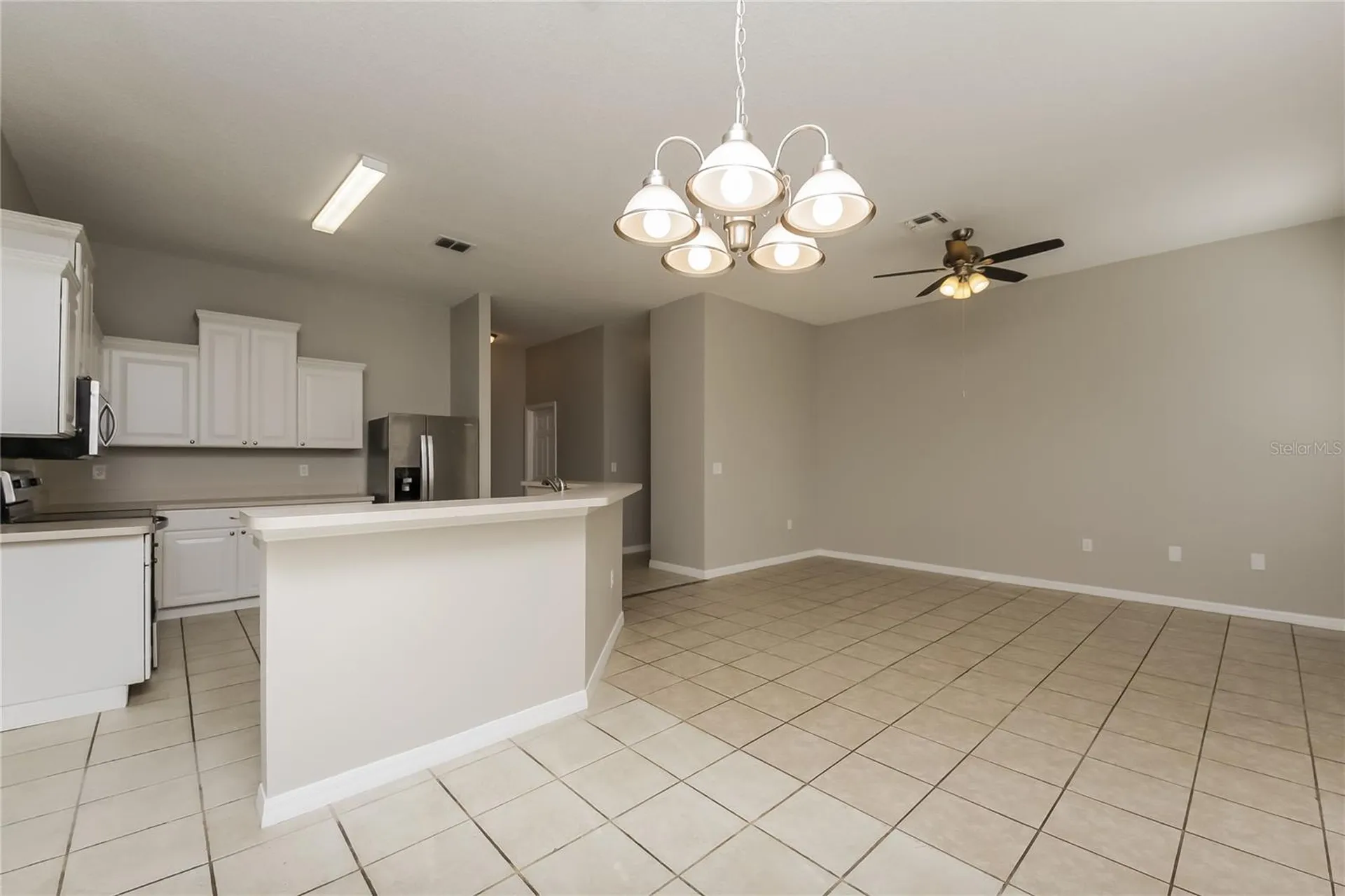 906 Mendoza Lane Kissimmee FL 34758