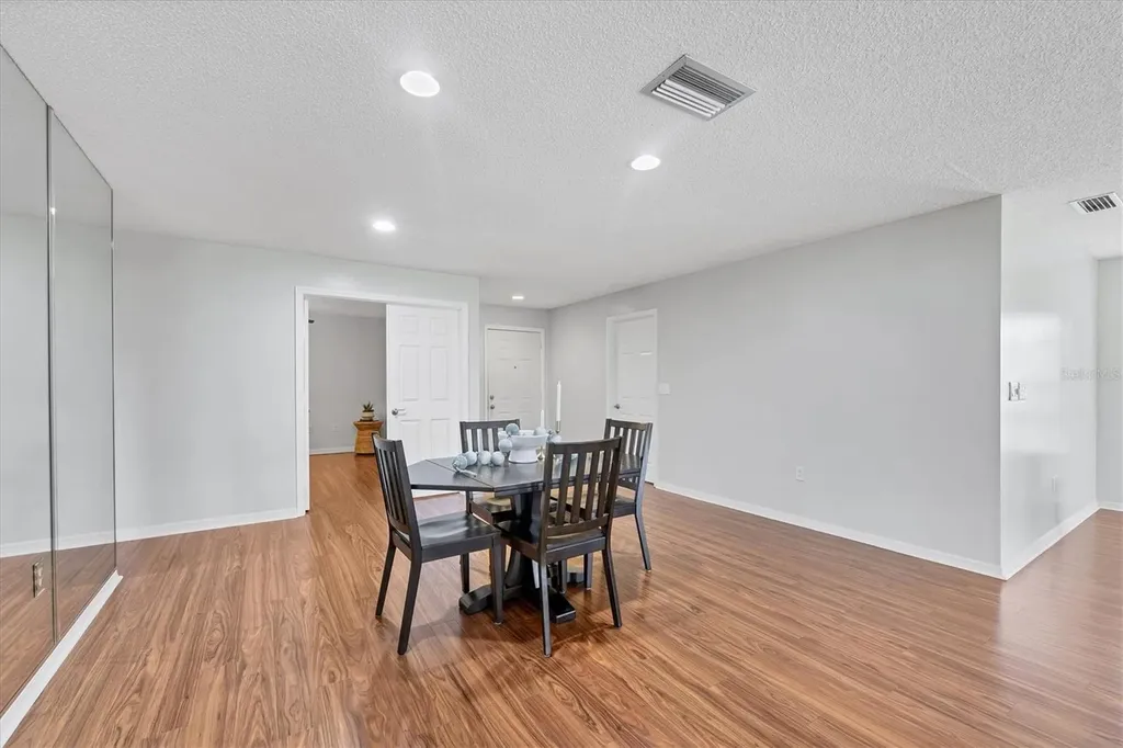 7374 Royal Birkdale Drive Sarasota FL 34238