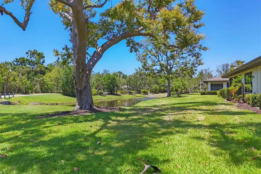 7374 Royal Birkdale Drive Sarasota FL 34238