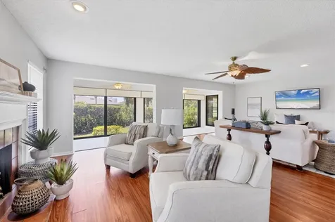 7374 Royal Birkdale Drive Sarasota FL 34238