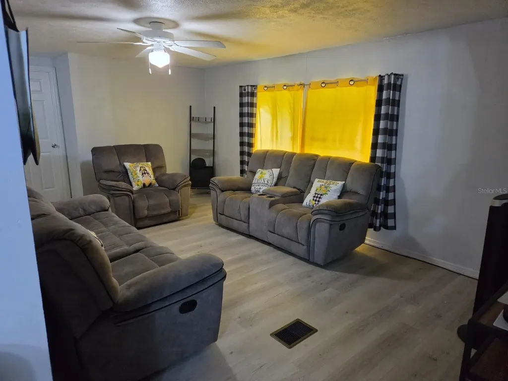 6663 Pompeii Road Orlando FL 32822