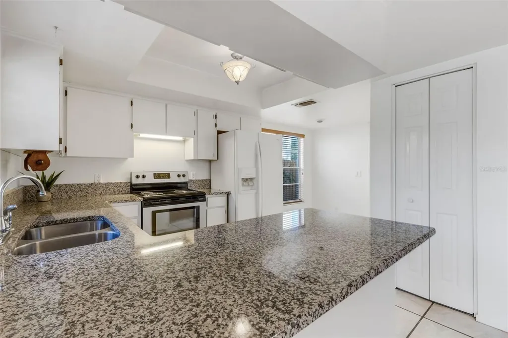 7571 121st Terrace Largo FL 33773