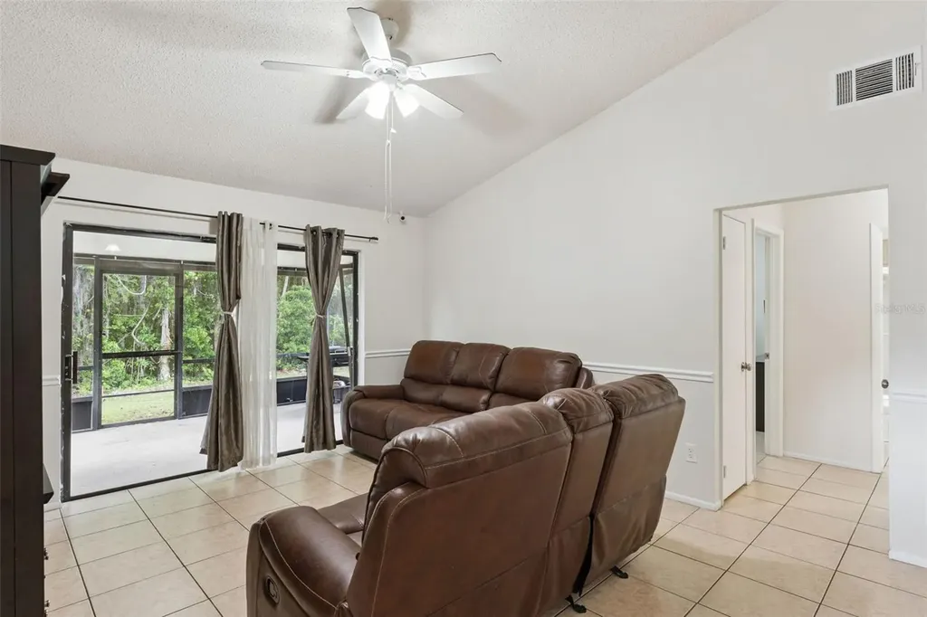 932 Ocala Woods Lane Orlando FL 32824
