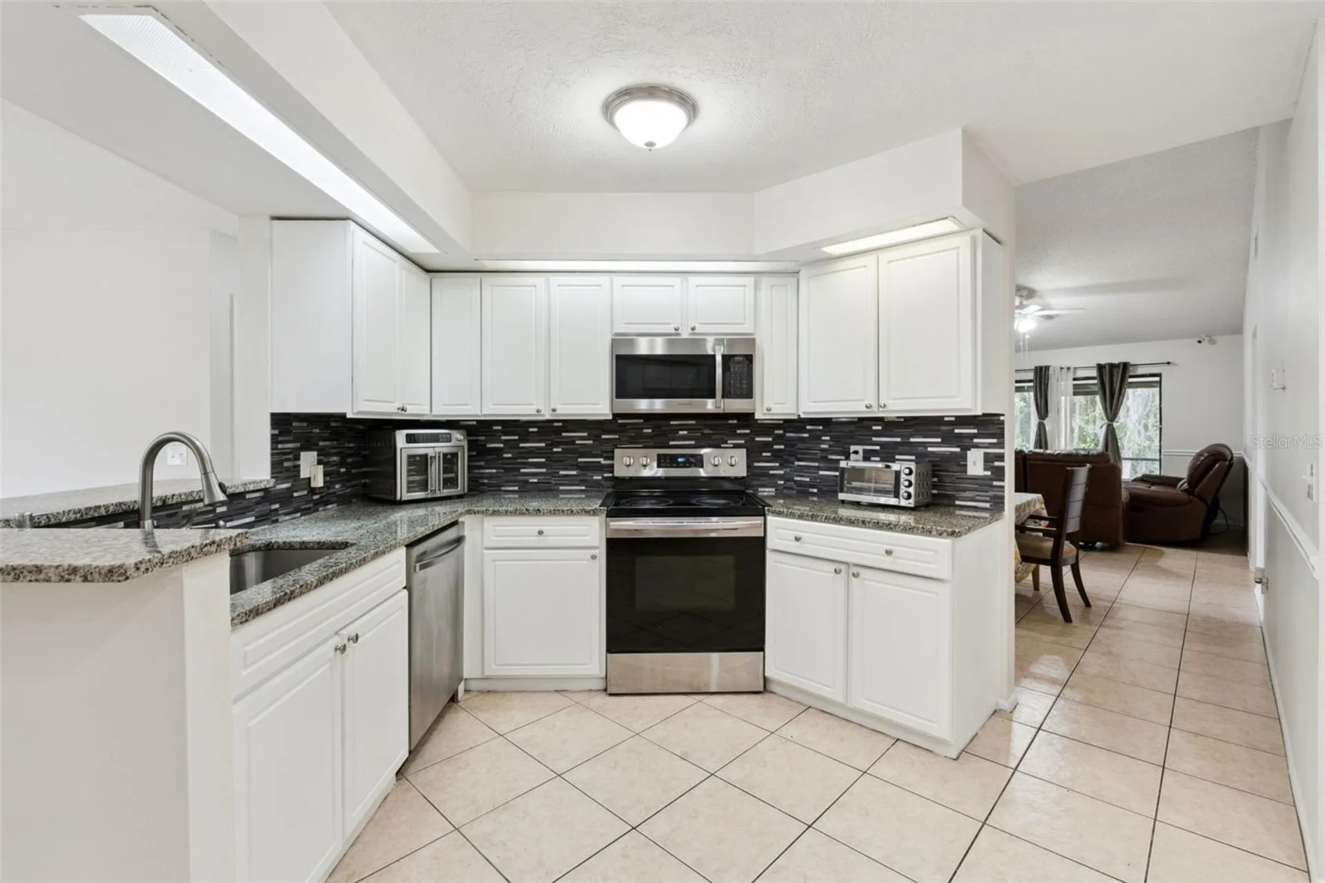932 Ocala Woods Lane Orlando FL 32824
