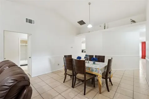 932 Ocala Woods Lane Orlando FL 32824