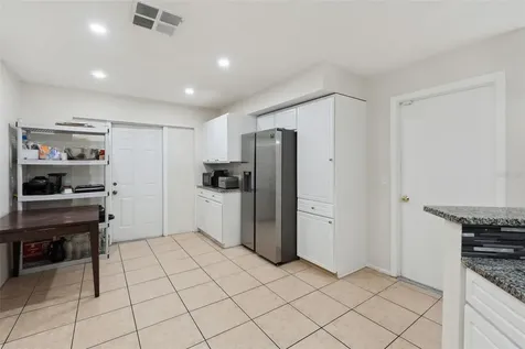 932 Ocala Woods Lane Orlando FL 32824