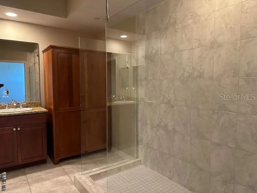 606 Wells Court Clearwater FL 33756
