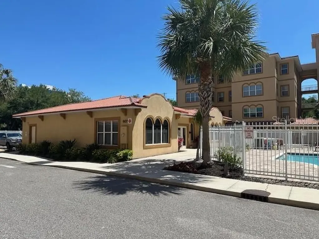 606 Wells Court Clearwater FL 33756