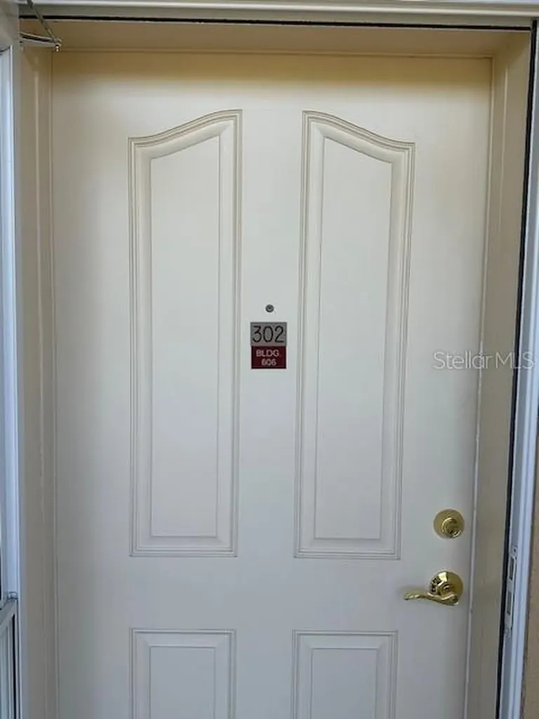 606 Wells Court Clearwater FL 33756