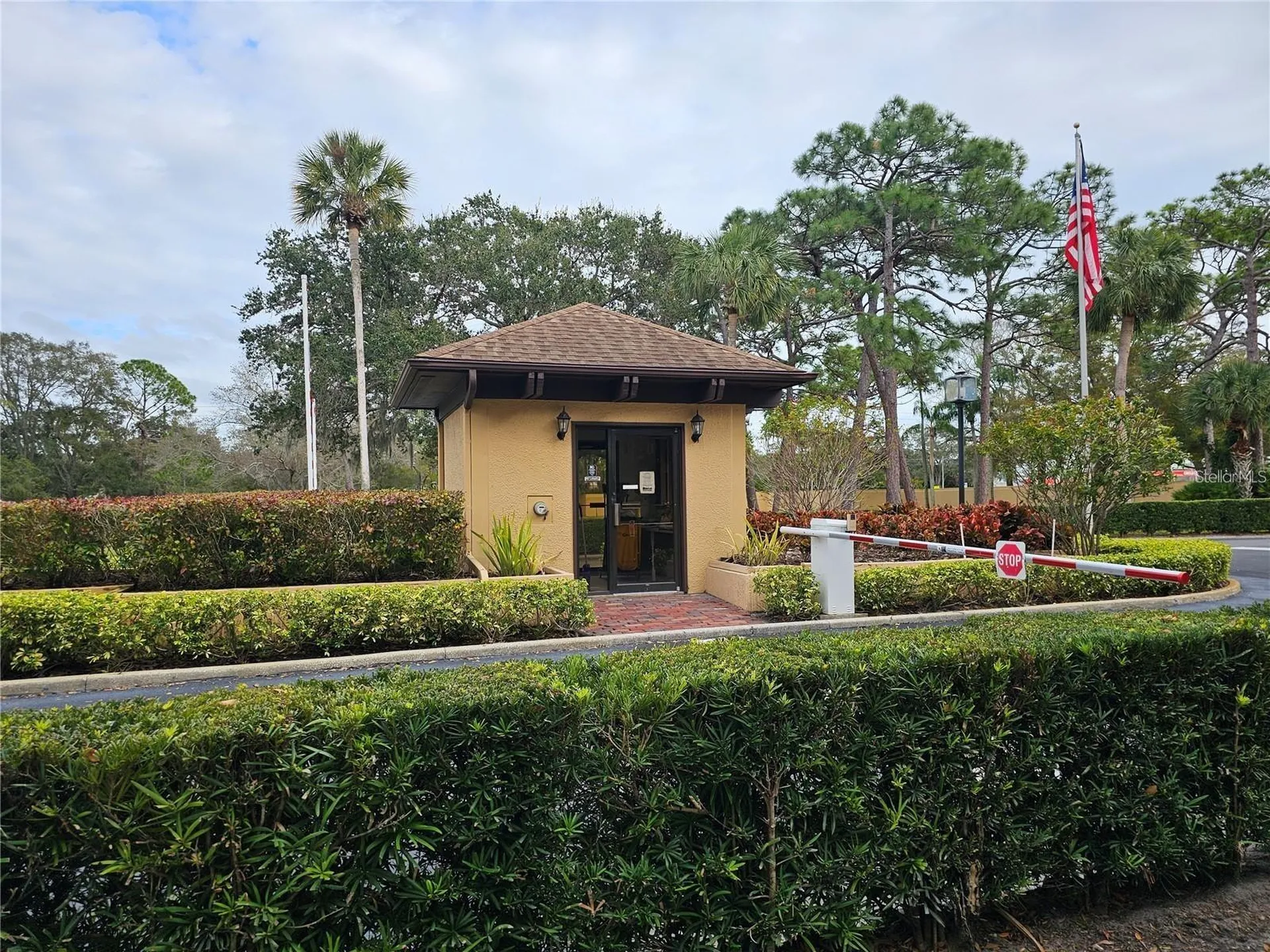 3076 Eastland Boulevard Clearwater FL 33761