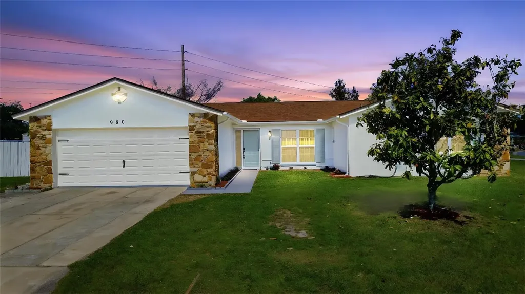 980 Hickory Court Kissimmee FL 34743