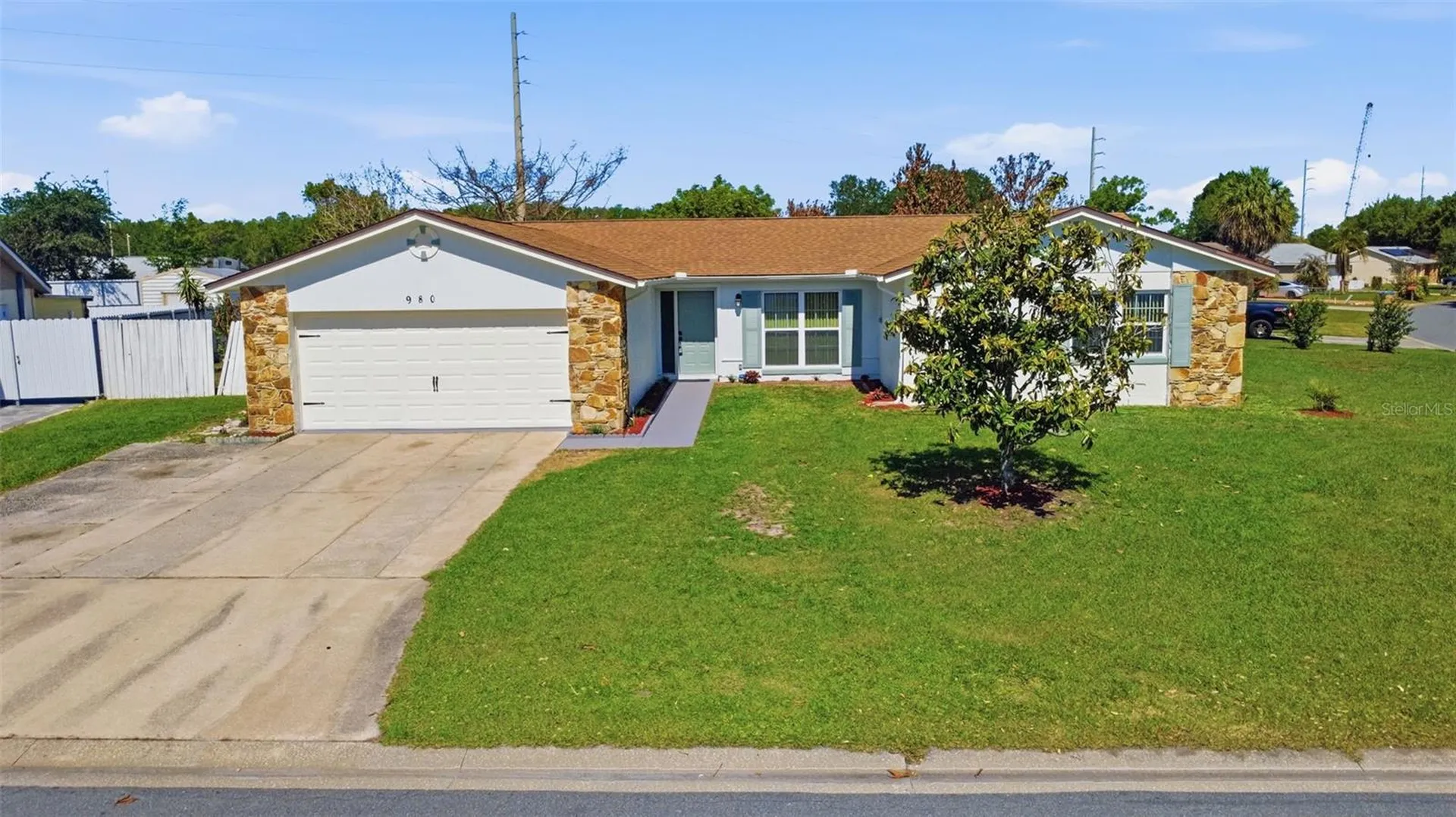 980 Hickory Court Kissimmee FL 34743