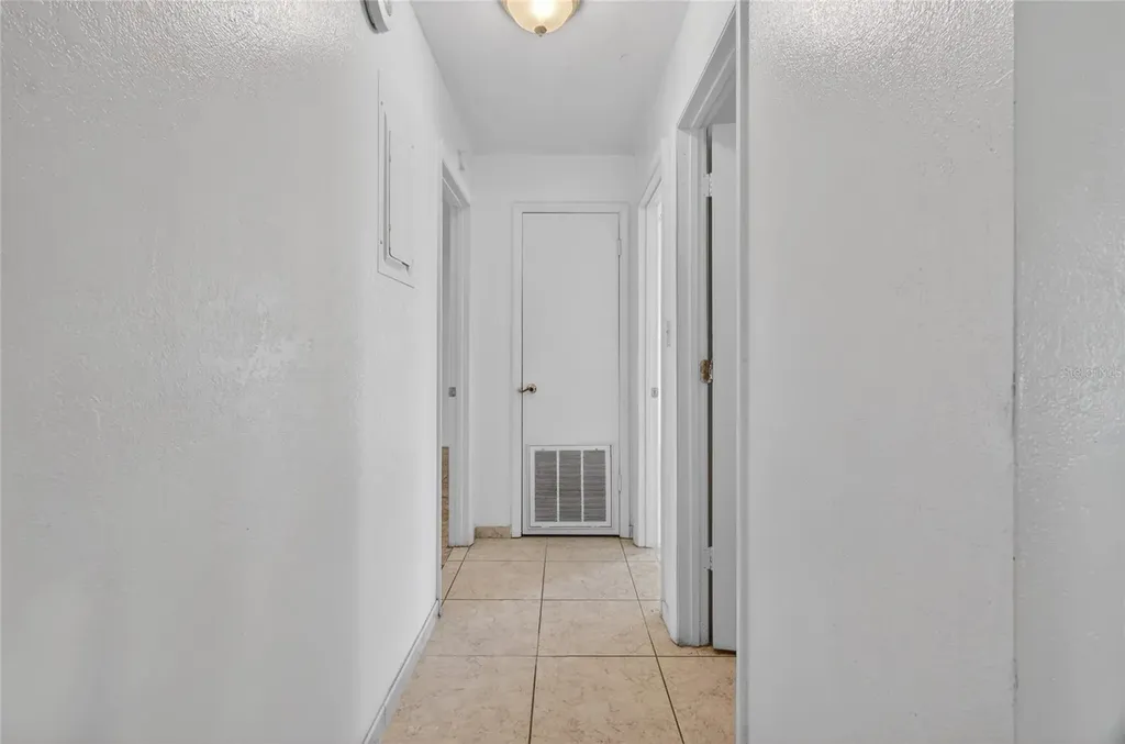 312 La Paz Drive Kissimmee FL 34743