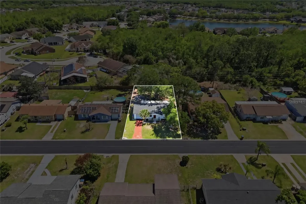 312 La Paz Drive Kissimmee FL 34743