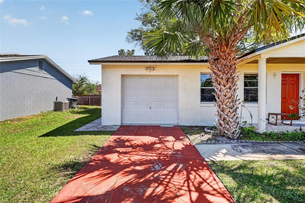 312 La Paz Drive Kissimmee FL 34743