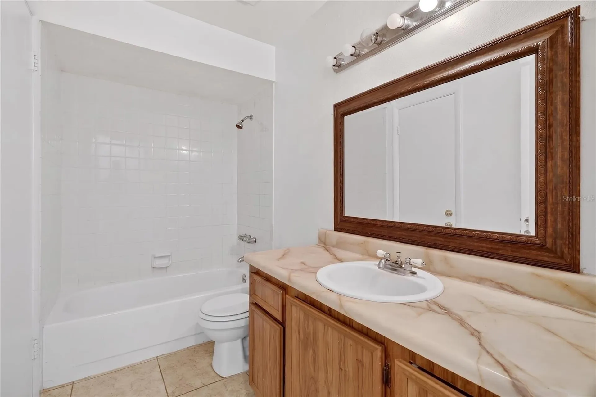312 La Paz Drive Kissimmee FL 34743