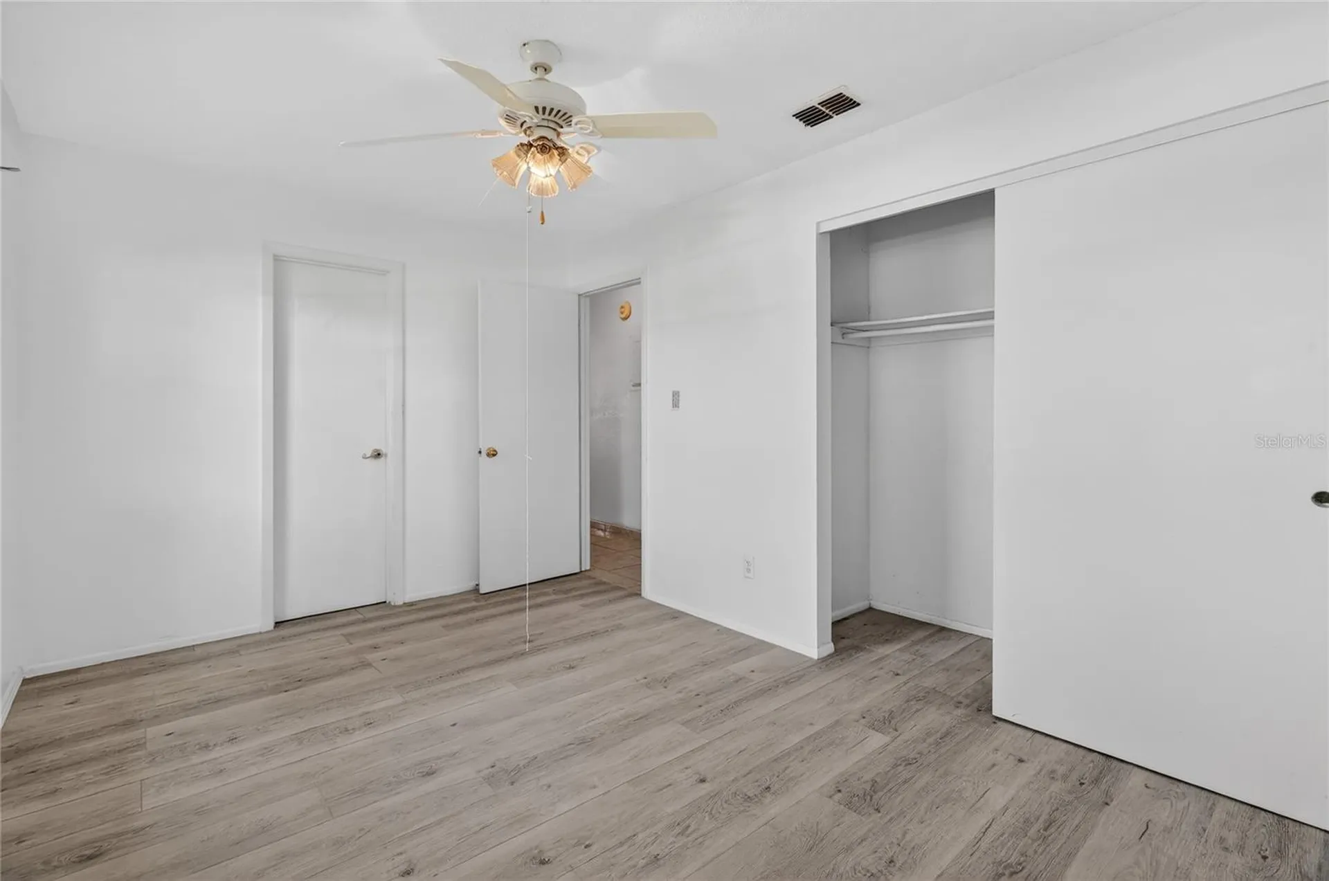 312 La Paz Drive Kissimmee FL 34743