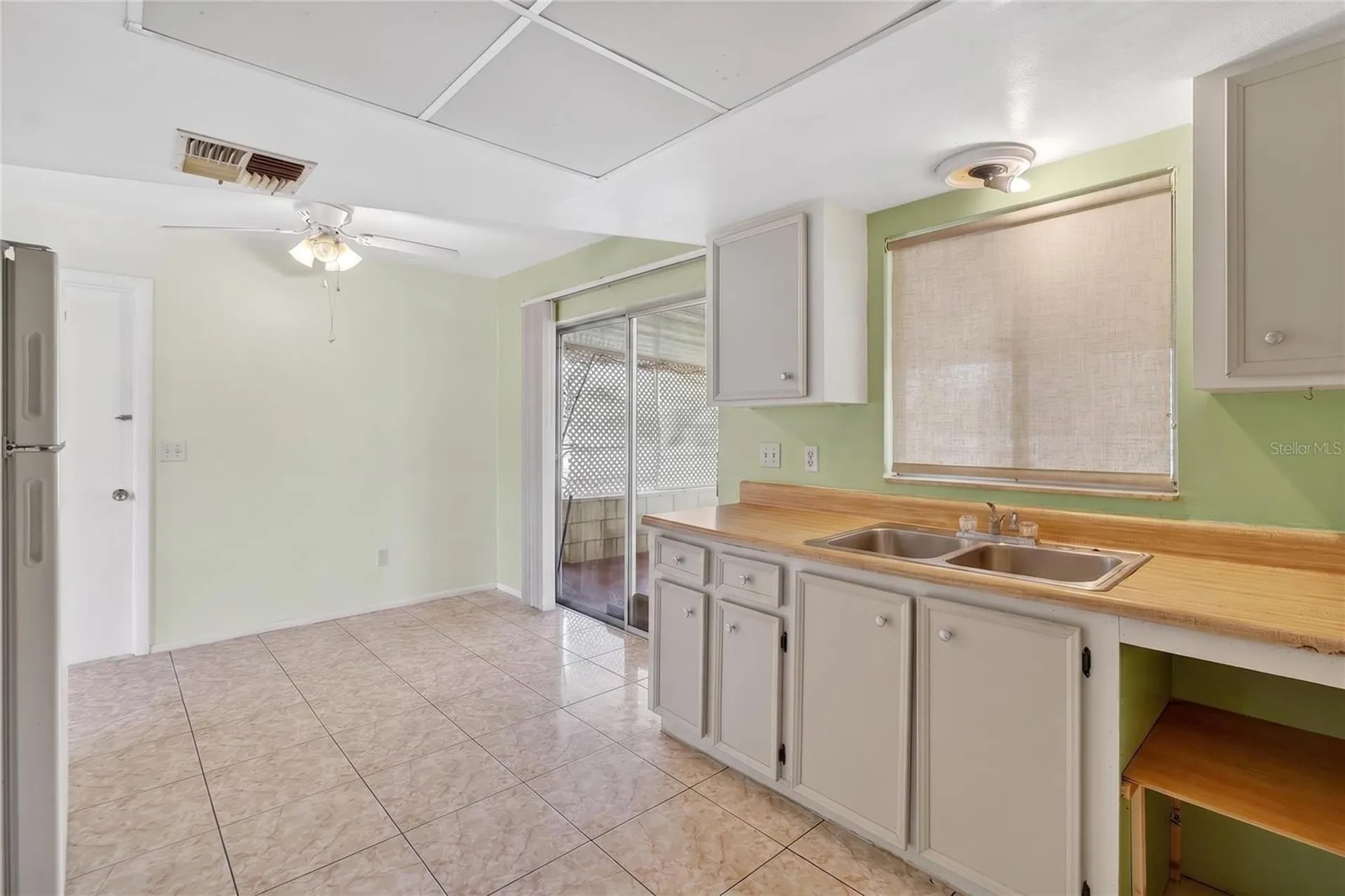 312 La Paz Drive Kissimmee FL 34743