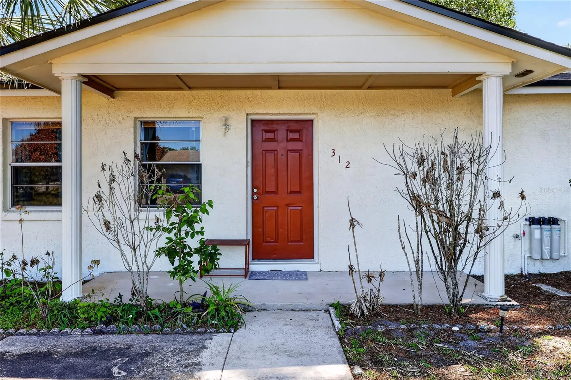 312 La Paz Drive Kissimmee FL 34743