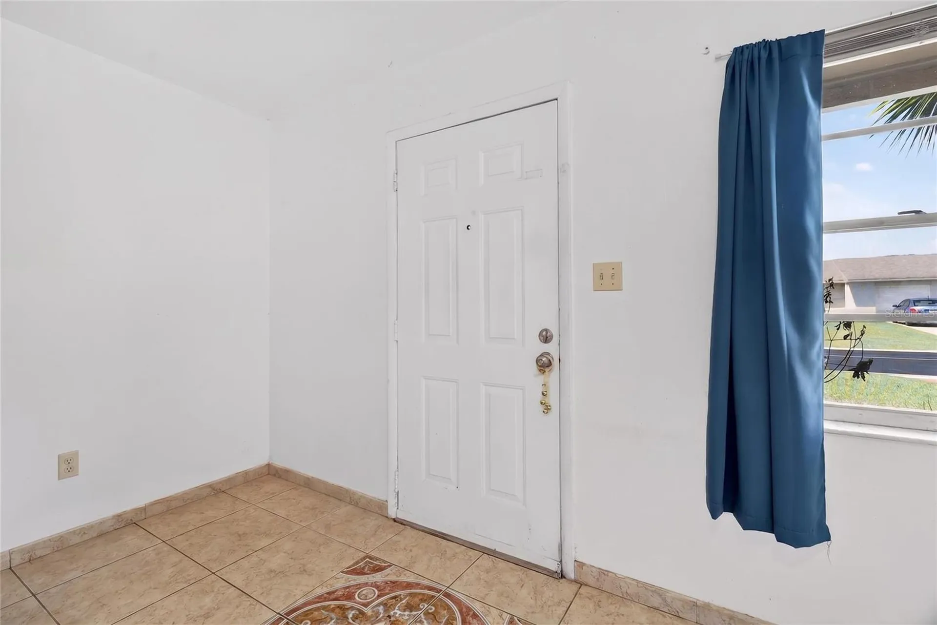 312 La Paz Drive Kissimmee FL 34743