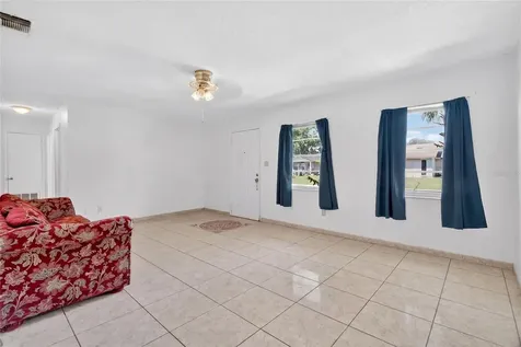 312 La Paz Drive Kissimmee FL 34743