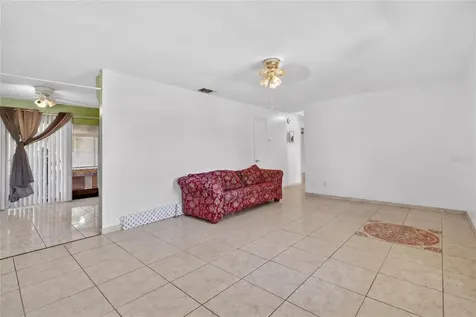 312 La Paz Drive Kissimmee FL 34743