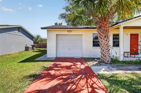312 La Paz Drive Kissimmee FL 34743