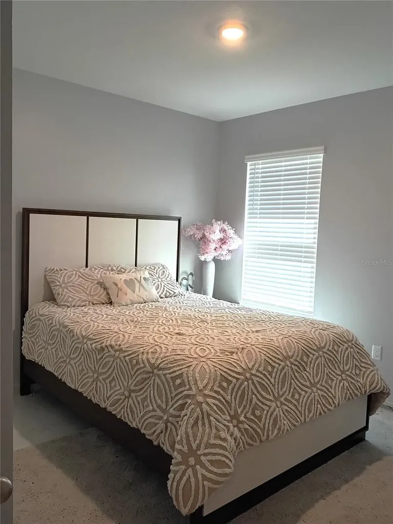 531 Glade Court Kissimmee FL 34758