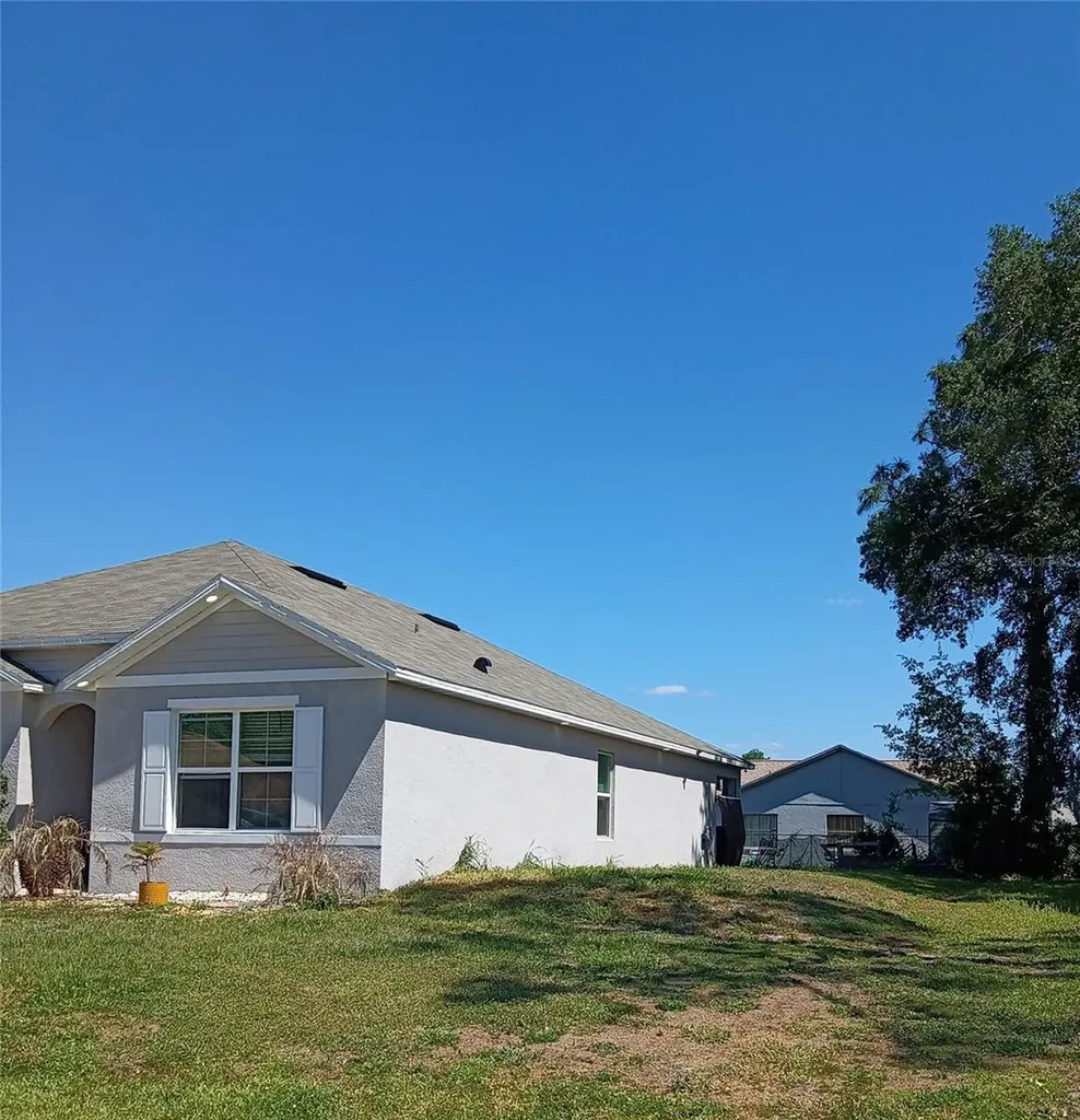 531 Glade Court Kissimmee FL 34758