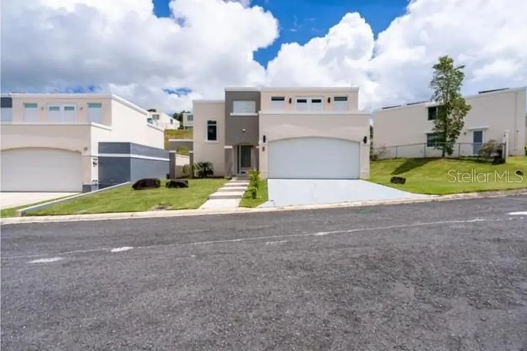114 Sendero Largo Street Canovanas PR 00729