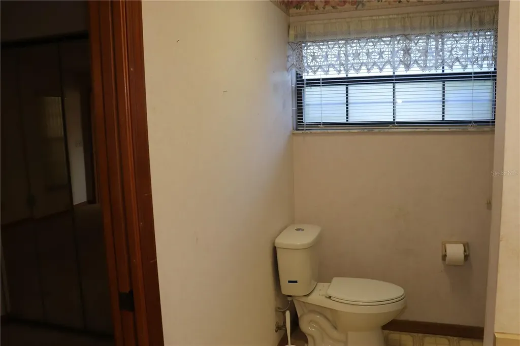 1112 NE 130 Terrace Silver Springs FL 34488