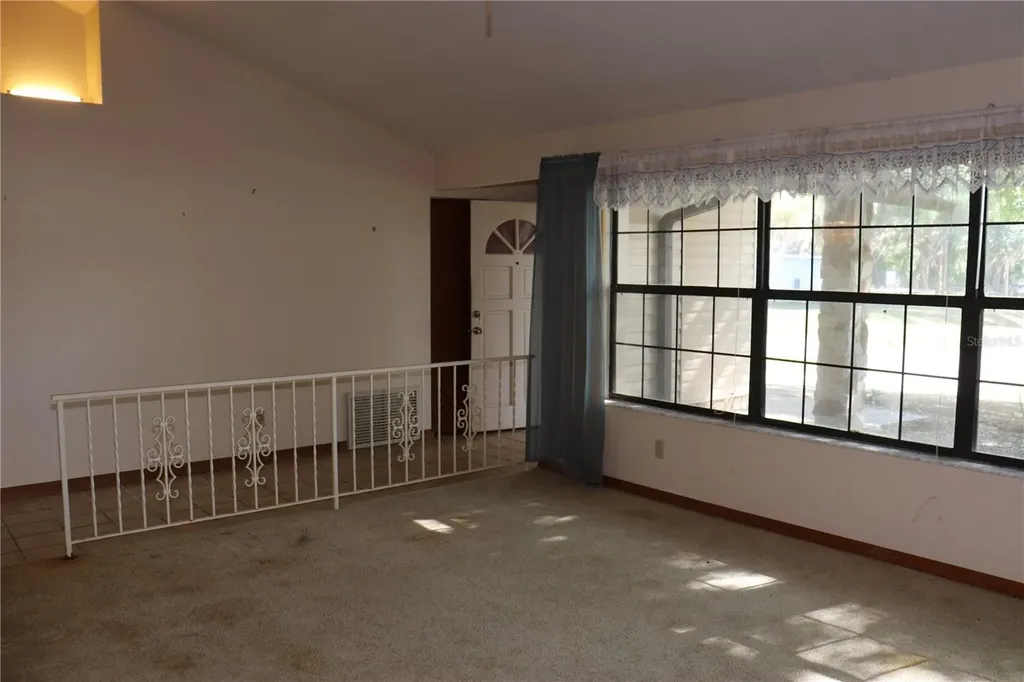1112 NE 130 Terrace Silver Springs FL 34488