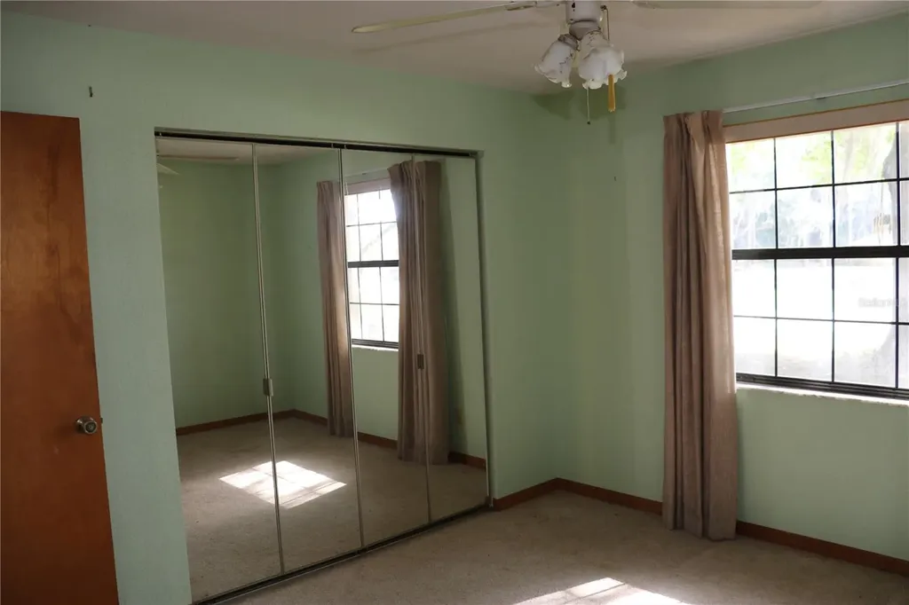 1112 NE 130 Terrace Silver Springs FL 34488