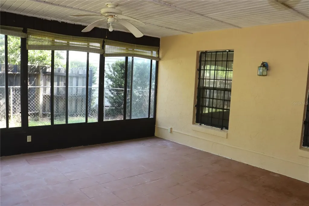 1112 NE 130 Terrace Silver Springs FL 34488