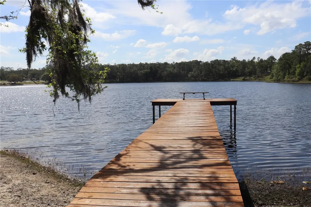 1112 NE 130 Terrace Silver Springs FL 34488