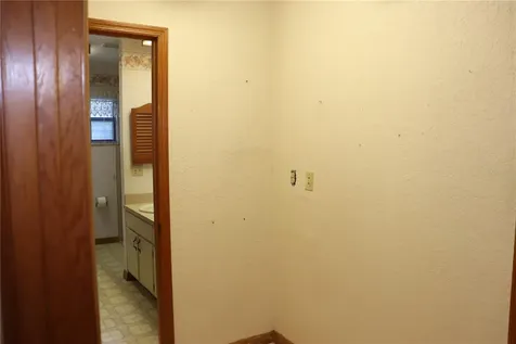 1112 NE 130 Terrace Silver Springs FL 34488