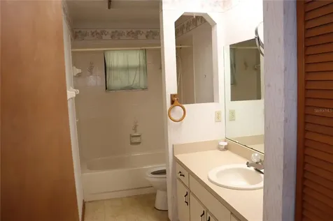 1112 NE 130 Terrace Silver Springs FL 34488