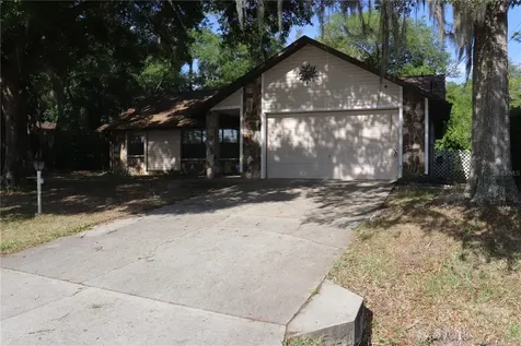 1112 NE 130 Terrace Silver Springs FL 34488