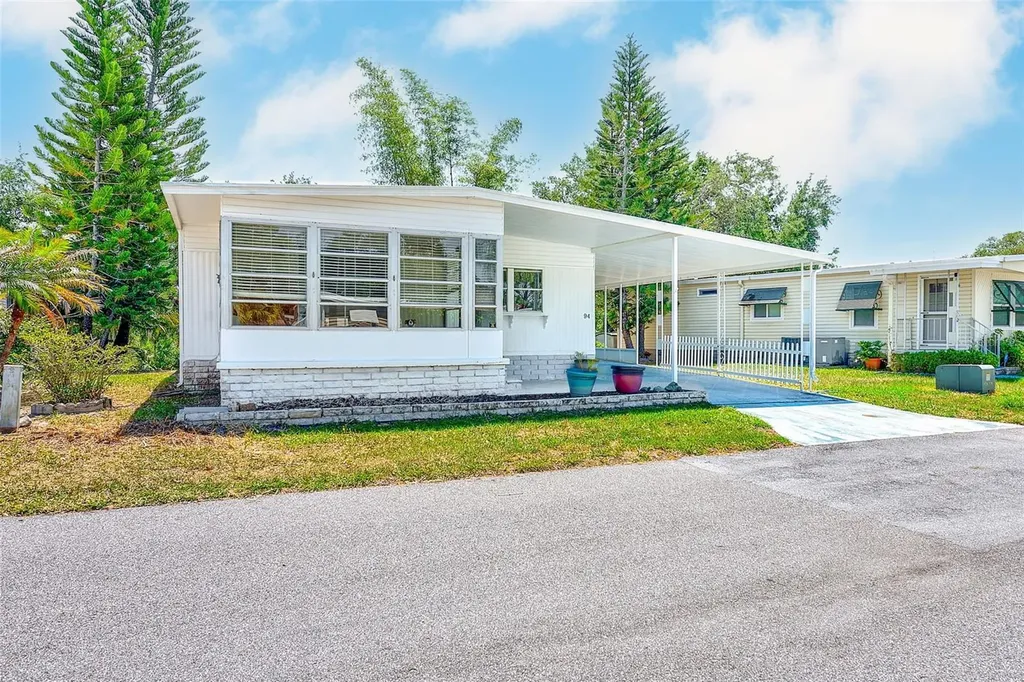 94 Sugar Bear Drive Safety Harbor FL 34695