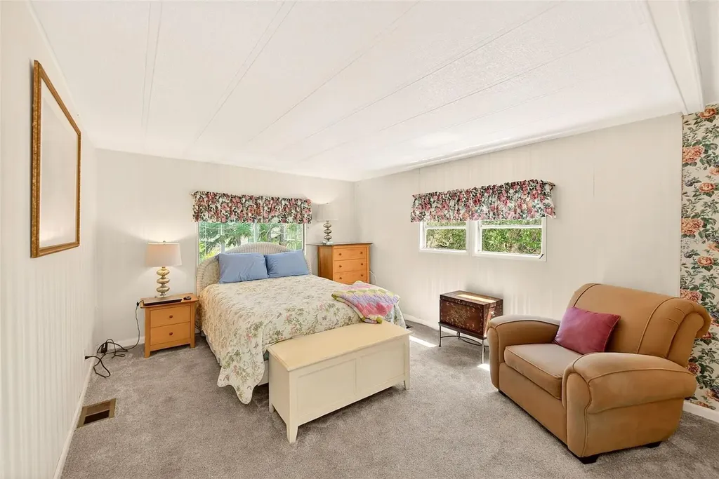 94 Sugar Bear Drive Safety Harbor FL 34695