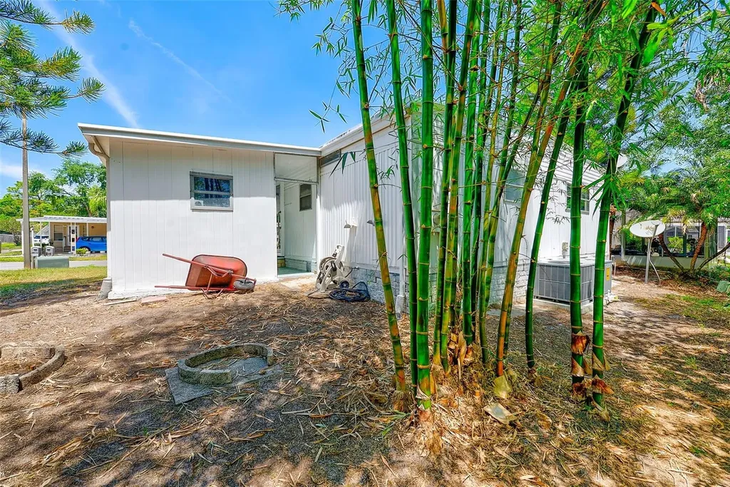 94 Sugar Bear Drive Safety Harbor FL 34695