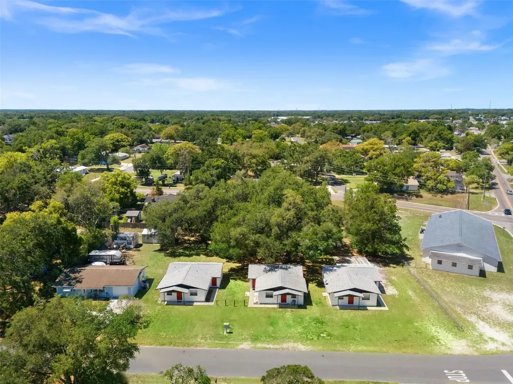 5931 13th Street Zephyrhills FL 33542