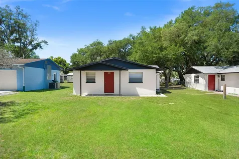 5931 13th Street Zephyrhills FL 33542
