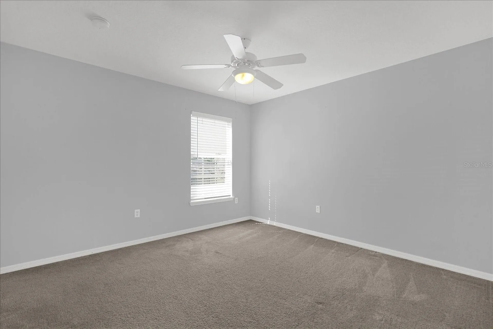 1453 Royal Ridge Drive Davenport FL 33896