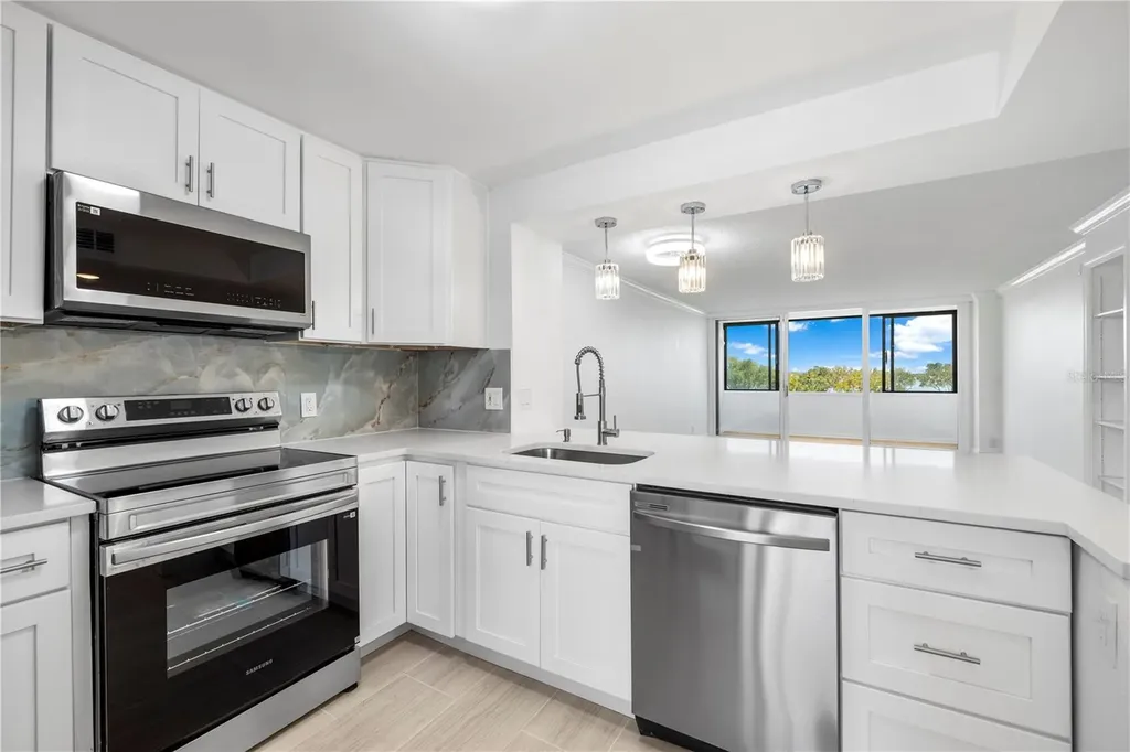 2618 Cove Cay Drive Clearwater FL 33760