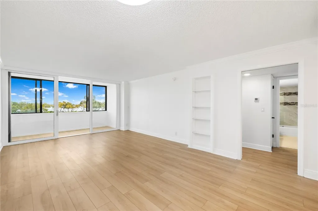2618 Cove Cay Drive Clearwater FL 33760