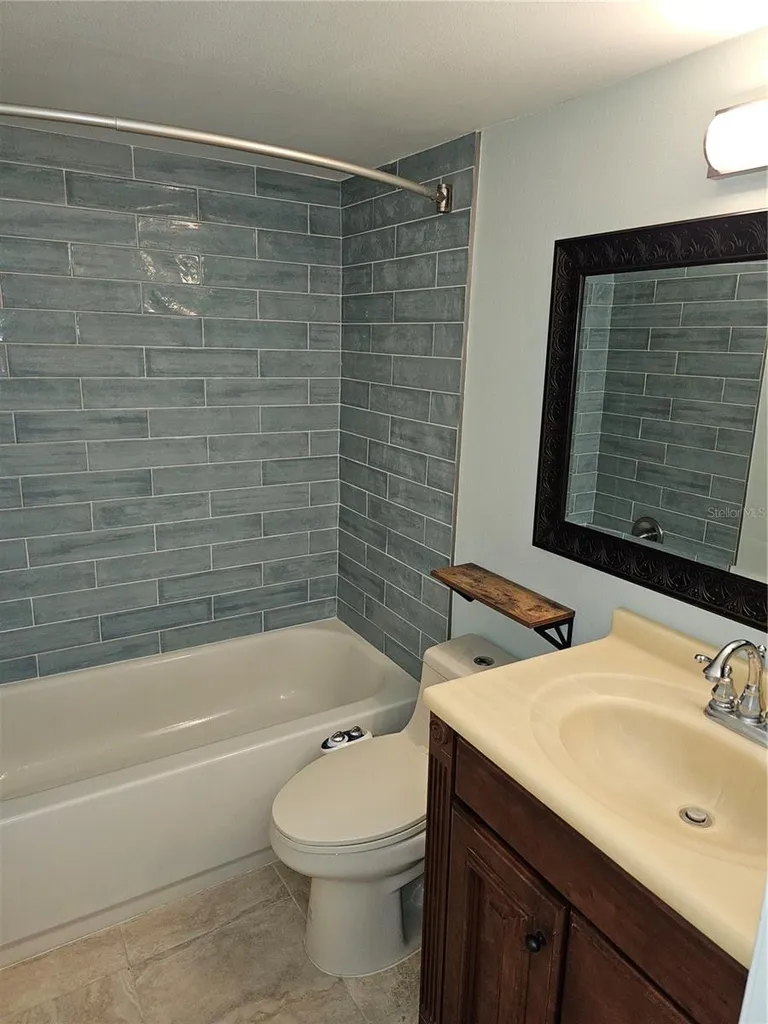 6343 Palma Del Mar Boulevard S St Petersburg FL 33715