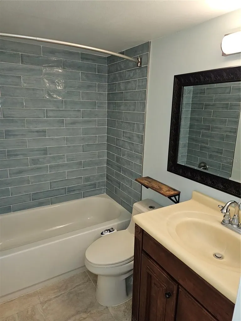 6343 Palma Del Mar Boulevard S St Petersburg FL 33715